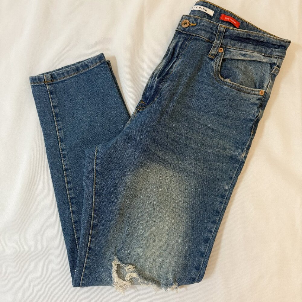 Celebrity Pink Hi-Rise Iconic Mom Style Ankle Jeans Womens/Juniors Size 11/30